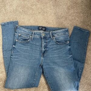 GAP Women's Classic Denim Skinny Jeans